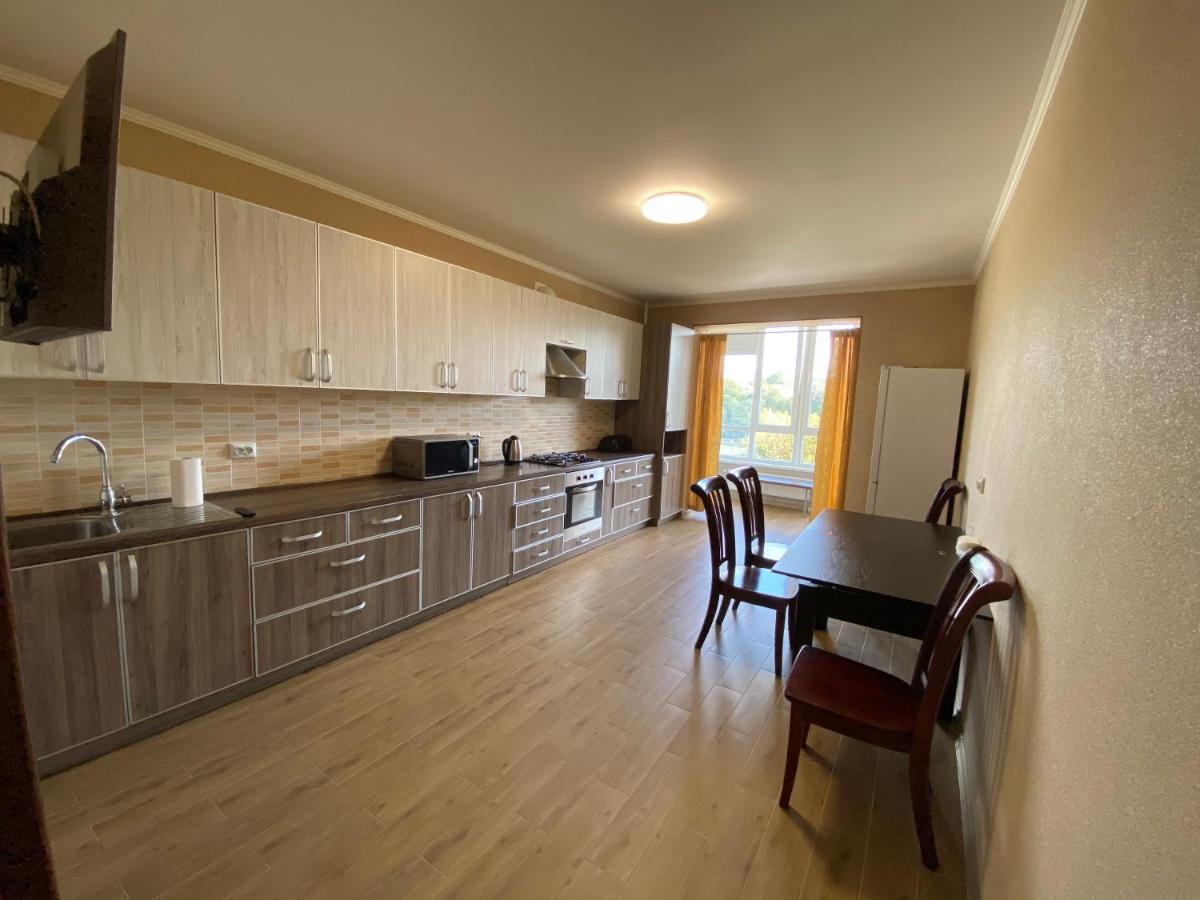 Жк Резиденція Кориатовичів 114 Корпус 5 Vinița Exterior foto